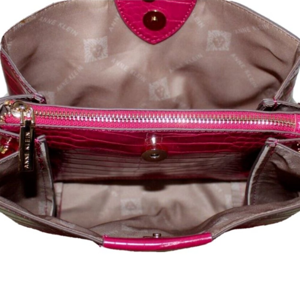 Anne Klein Maya Triple xBody Tassel Bright Rose Croc Crossbody Bag Organizer New - Picture 6 of 7